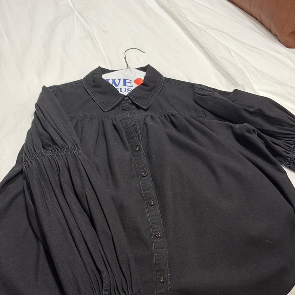 Cleobella Black 3/4 Sleeve Button Down Shirt with Peter Pan Collar